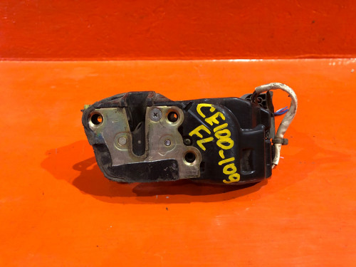 Замок двери передней левой TOYOTA COROLLA *E10* 69040-12200