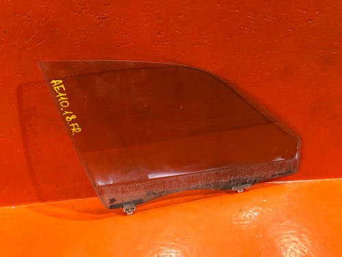 Стекло двери передней правой TOYOTA CARIB AE11* 68101-12820