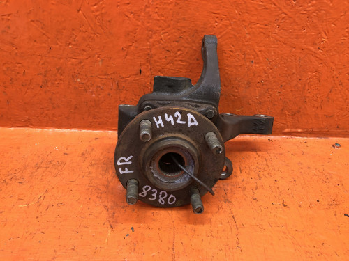 Ступица передняя правая MITSUBISHI TOPPO BJ H4*