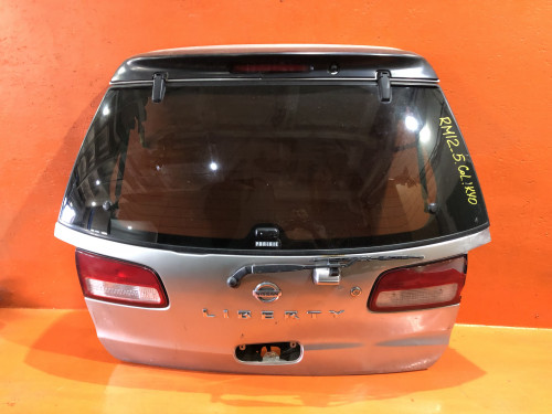 Дверь пятая / дверь задняя NISSAN LIBERTY *M12 K0100-WF2AB