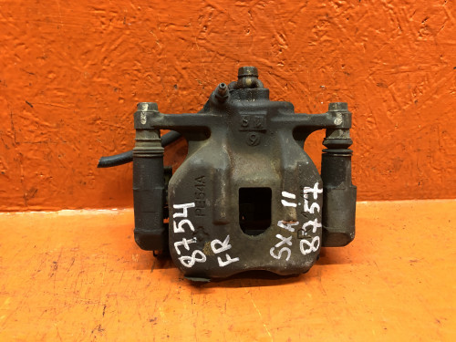 Суппорт тормозной передний правый TOYOTA RAV4 *XA1*