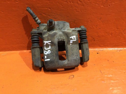 Суппорт тормозной передний левый SUBARU DOMINGO KJ5/8 725110850