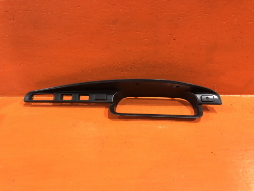 Консоль под щиток приборов TOYOTA LITE ACE NOAH *R4*/*R5* 55404-28110