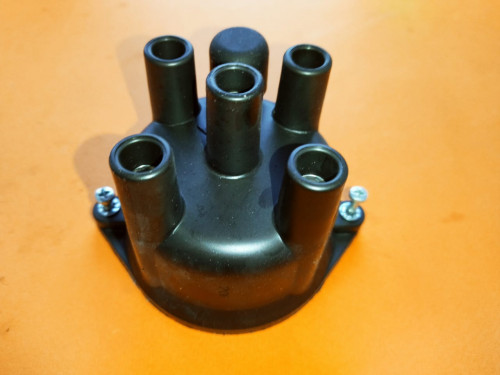 Крышка трамблера MITSUBISHI PAJERO V1*/V2*/V3*/V4* MD611526