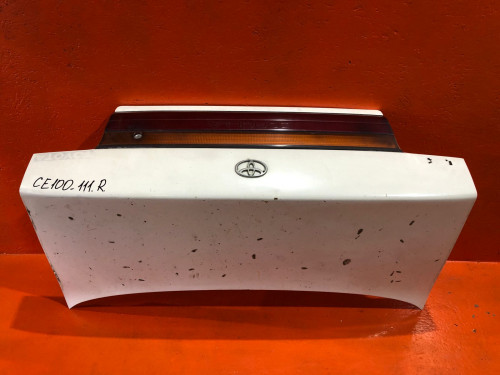 Крышка багажника TOYOTA COROLLA *E10* 64401-1A510