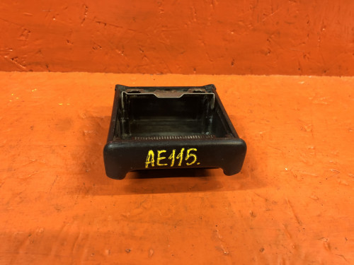 Пепельница TOYOTA CARIB AE11*