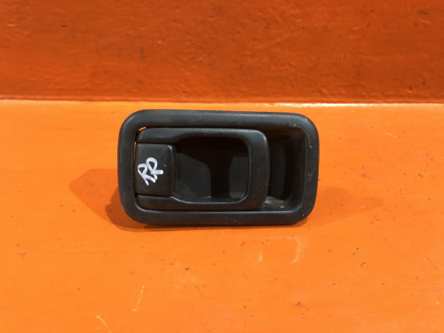 Ручка двери задней правой салонная NISSAN WINGROAD Y10 80670-50Y03