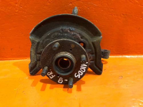 Ступица передняя правая TOYOTA DUET