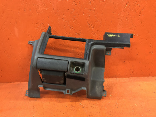 Рамка магнитофона TOYOTA HILUX SURF*N13*