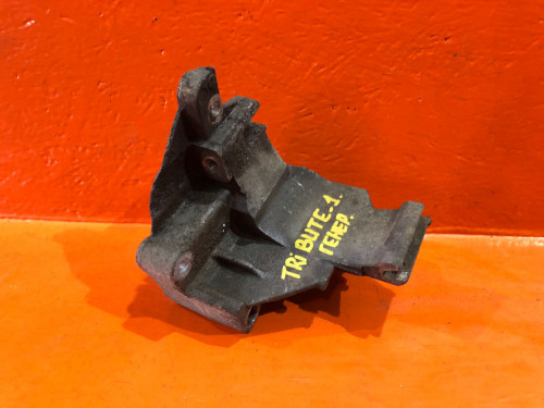 Крепление генератора MAZDA TRIBUTE YF09-18-371