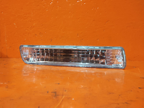 Поворотник бамперный правый TOYOTA LAND CRUISER 80 1990-1998 NLC5094