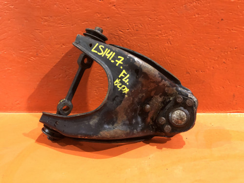 Рычаг передний левый TOYOTA CROWN *S13* 48630-30110