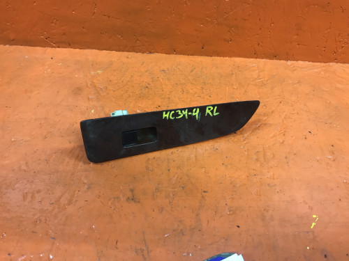 Кнопка стеклоподъемника задняя левая NISSAN LAUREL *C34