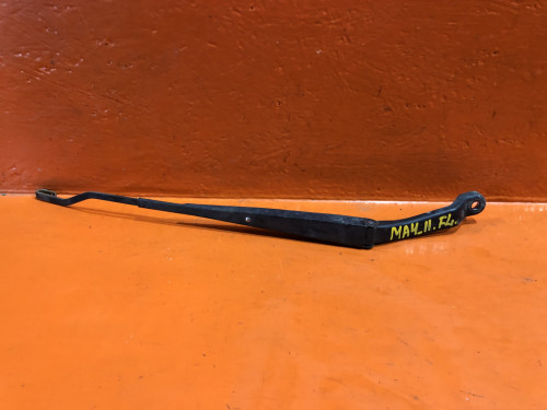 Поводок стеклоочистителя левый HONDA DOMANI MA* 76610-ST0-003