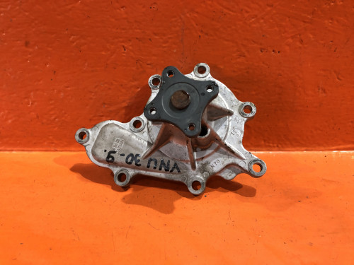 Помпа водяная NISSAN PRESAGE *U30 21010-AD225