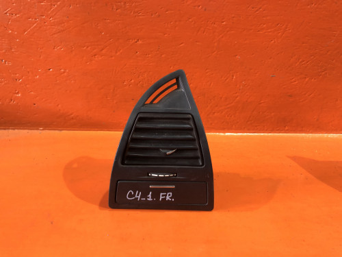 Дефлектор CITROEN C4 2004-2011 8265P3