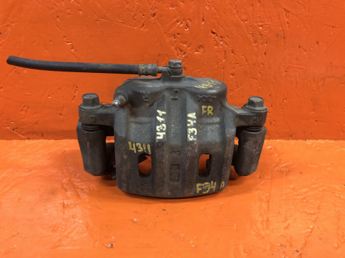 Суппорт тормозной передний правый MITSUBISHI DIAMANTE F3*/F4*