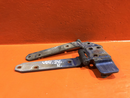 Петля багажника MITSUBISHI PAJERO V1*/V2*/V3*/V4*