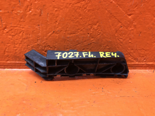 Клипса бампера переднего левая HONDA CR-V 2006-2012