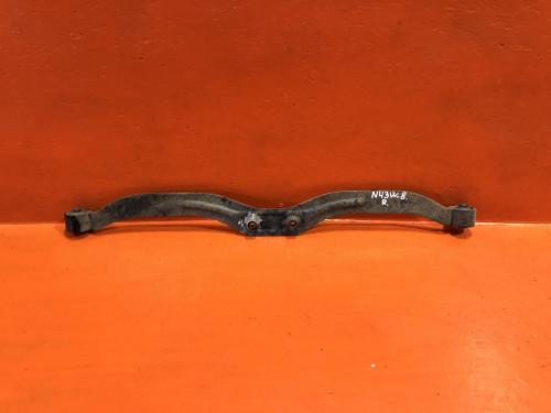Подушка редуктора MITSUBISHI CHARIOT N3*/N4* MB584660