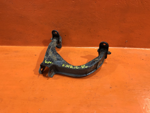 Рычаг задний левый MITSUBISHI DIAMANTE F3*/F4* MR297139