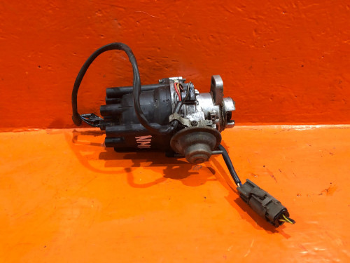 Трамблер NISSAN PRAIRIE *M11 2210032R01