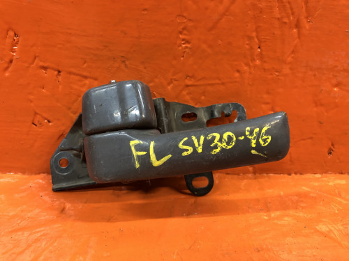 Ручка двери передней левой салонная TOYOTA CAMRY SV30