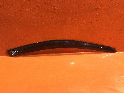 Ветровик передний правый HONDA AVANCIER