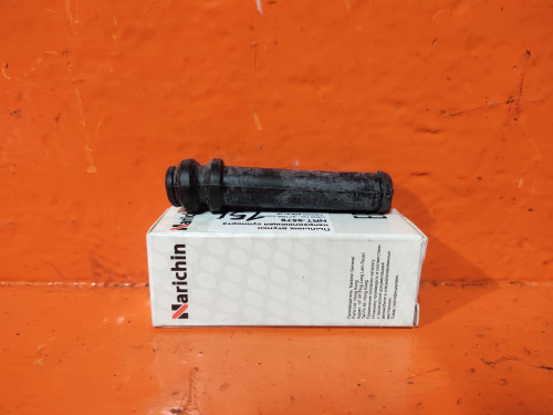 Пыльник направляющей суппорта TOYOTA CROWN COMFORT NRT9579