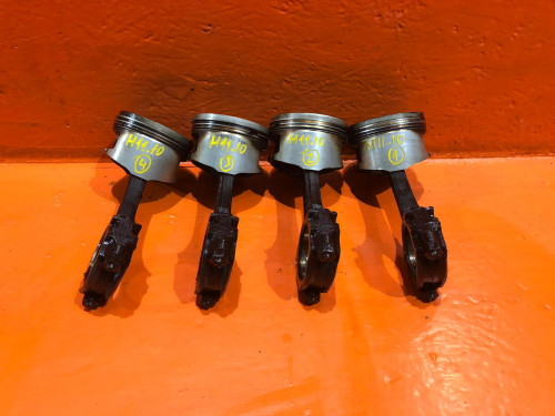 Поршень с шатуном NISSAN PRAIRIE *M11 12100D1712