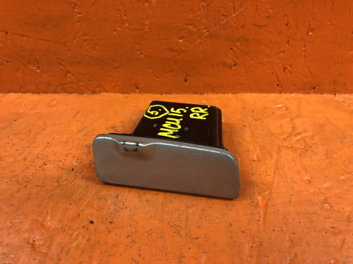 Пепельница TOYOTA HARRIER *U1* 74131-48010