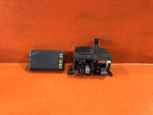 Блок предохранителей подкапотный TOYOTA LITE ACE NOAH *R4*/*R5* 82741-28010