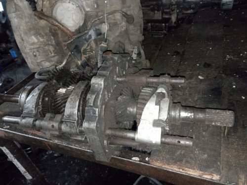 МКПП NISSAN PATROL (Y60) 1987-1997 3200034J50