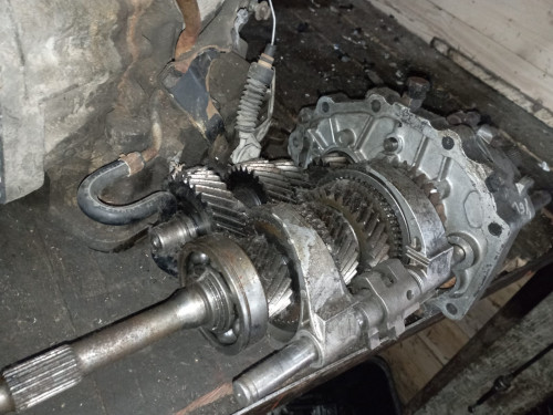 МКПП NISSAN PATROL (Y60) 1987-1997 3200034J50