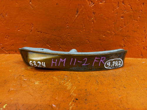 Поворотник бамперный правый NISSAN PRAIRIE *M11 B616046R00