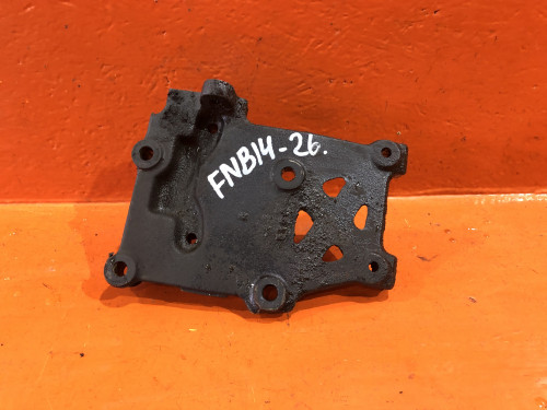 Крепление компрессора кондиционера NISSAN SUNNY *B14 11910-0M300