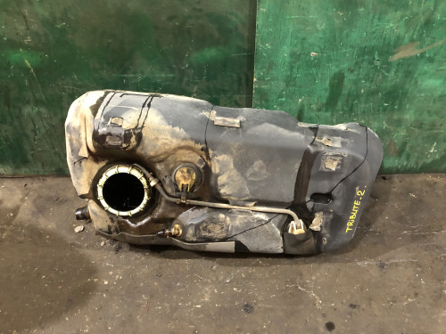 Бак топливный/бензобак MAZDA TRIBUTE E11242110B