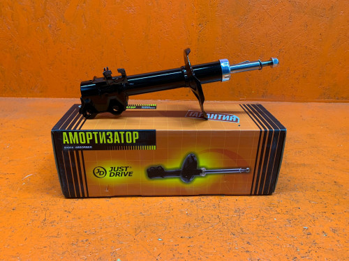 Стойка передняя левая NISSAN AD Y11 JAS0150