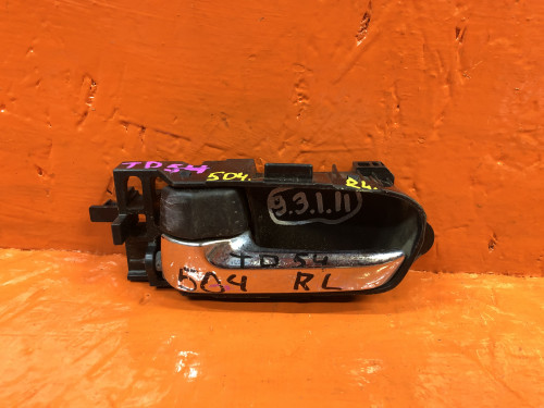 Ручка двери задней левой салонная SUZUKI ESCUDO  TD54/94/TA54