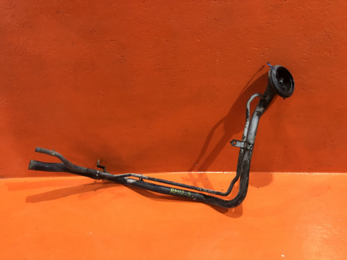 Горловина топливного бака NISSAN LIBERTY *M12 17221WF100