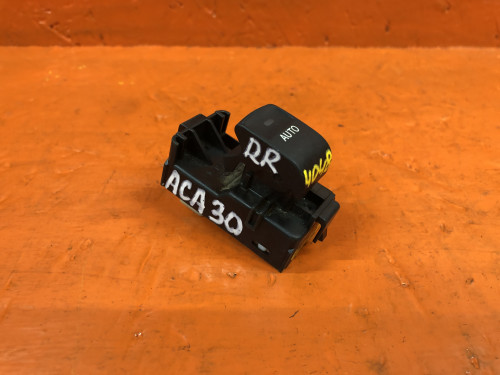 Кнопка стеклоподъемника задняя правая TOYOTA RAV4 *CA3*