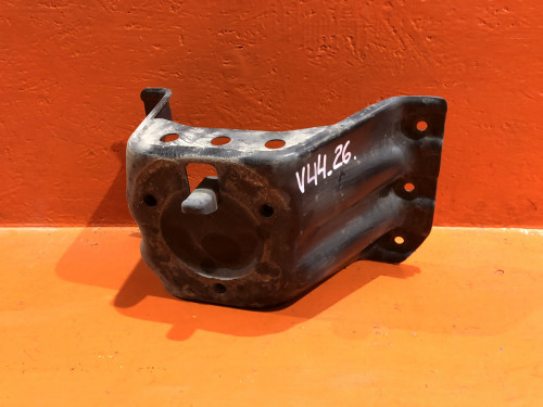 Крепление запасного колеса MITSUBISHI PAJERO V1*/V2*/V3*/V4*