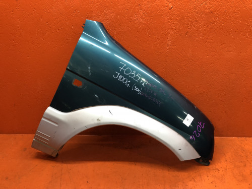 Крыло переднее правое TOYOTA CAMI