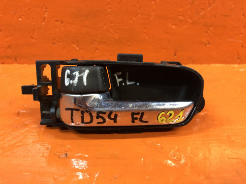 Ручка двери передней левой салонная SUZUKI ESCUDO  TD54/94/TA54