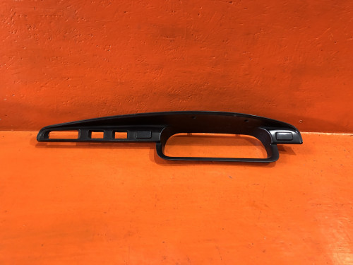 Консоль под щиток приборов TOYOTA LITE ACE NOAH *R4*/*R5* 55404-28110