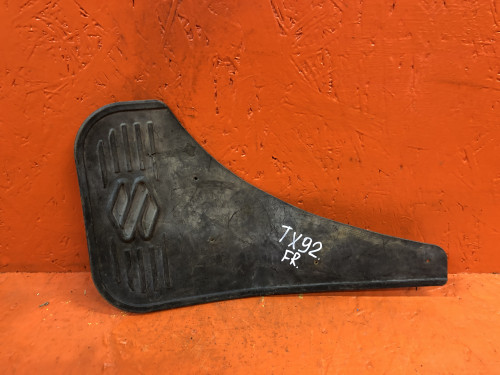 Брызговик задний правый SUZUKI ESCUDO TA02/52/TD02/32/52/62/TL52 00210253