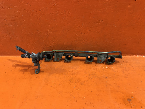Топливная рейка NISSAN PRESAGE *U30 17520-9E000
