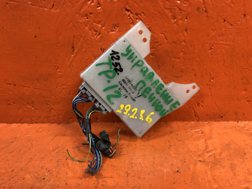 Блок управления климат-контролем NISSAN PRIMERA (P12) 2002- 27760AU021