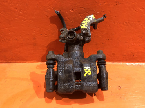 Суппорт тормозной задний правый MAZDA ATENZA GG3P|GGEP|GG3S|GGES|GY3W|GYEW GKYA-26-98ZB