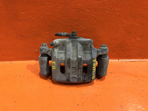 Суппорт тормозной передний правый MITSUBISHI DIAMANTE F3*/F4* MR249965
